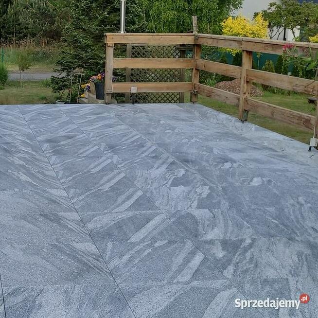 Płytki Granit Royal Juparana płomieniowany 60x60x2 cm