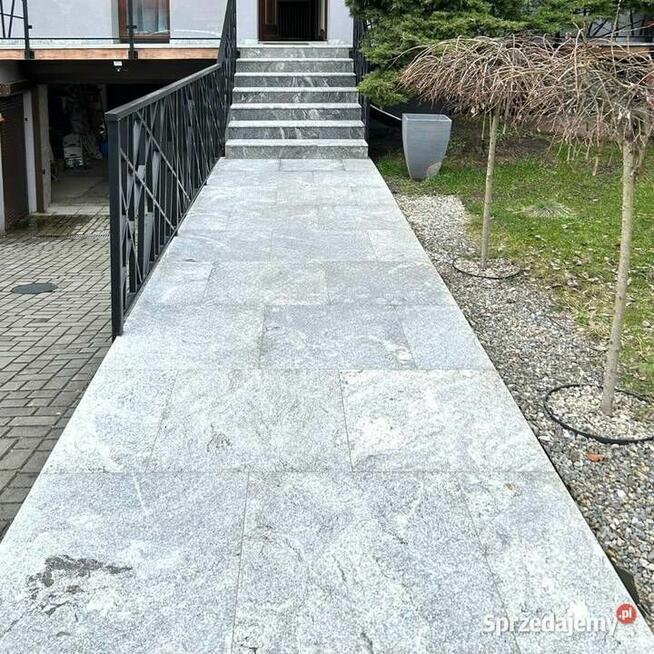 Płytki Granit Royal Juparana płomieniowany 60x60x2 cm