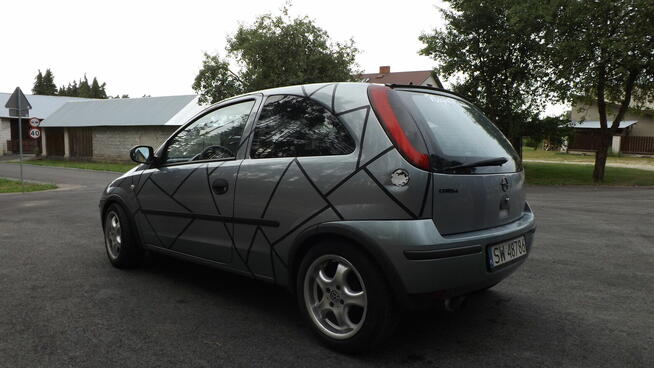 Opel Corsa C 1.2 Twinport Nietuzinkowy