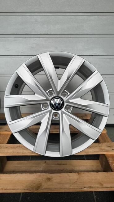 Felgi aluminiowe Vw Passat B8 Tiguan Seat Audi 17 5x112 Et3