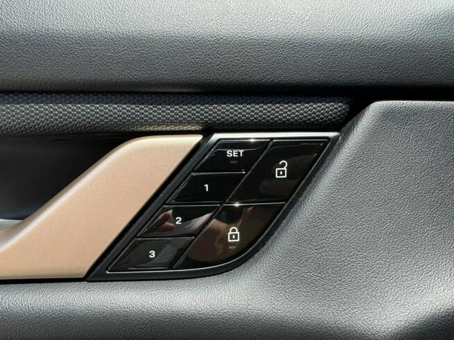 Porsche Taycan Drugi Właściciel / Serwis ASO / BOSE / Aktywny Tempomat / FV Marża