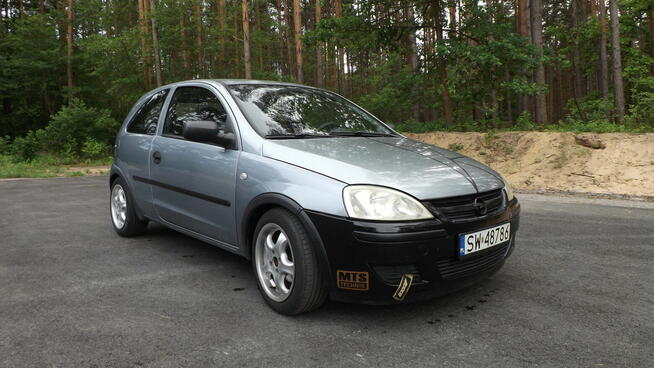 Opel Corsa C 1.2 Twinport Nietuzinkowy