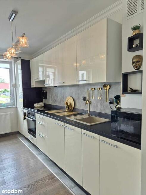 2 pokoje, parter, balkon, miejsce postojowe -