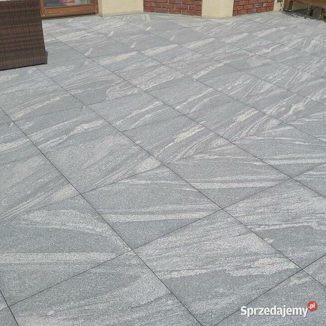 Płytki Granit Royal Juparana płomieniowany 60x60x2 cm