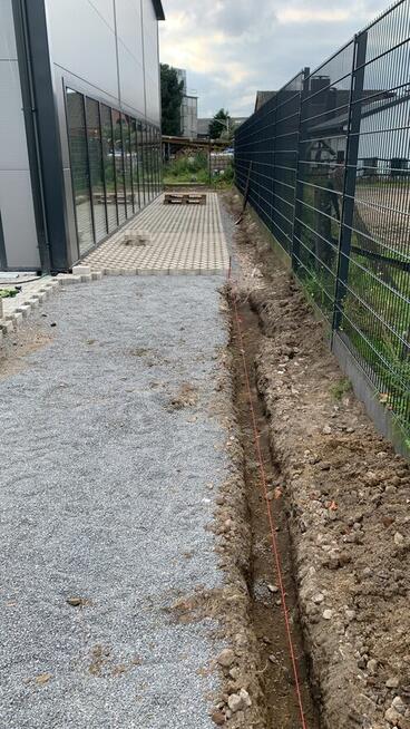 Prace brukarskie, mycie kostki, pielęgnacja ogrodów