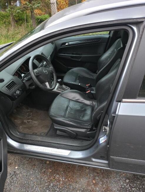 Opel Astra H 1.9 (H) 1.9 CDTI 150 KM