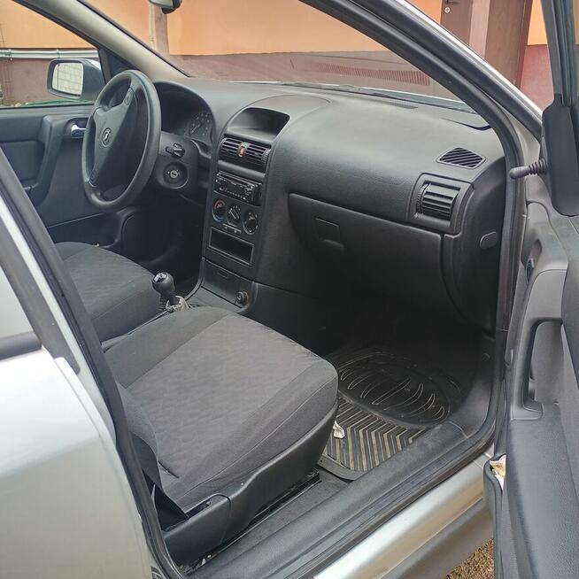 Czesci Opel Astra 1.6 benzyna 8V kod lak Z157
