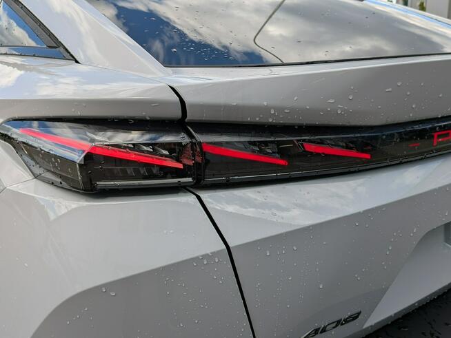 Peugeot 408 1.2T mHEV 145km GT LIFT 2026 Dostępny/Szklany dach