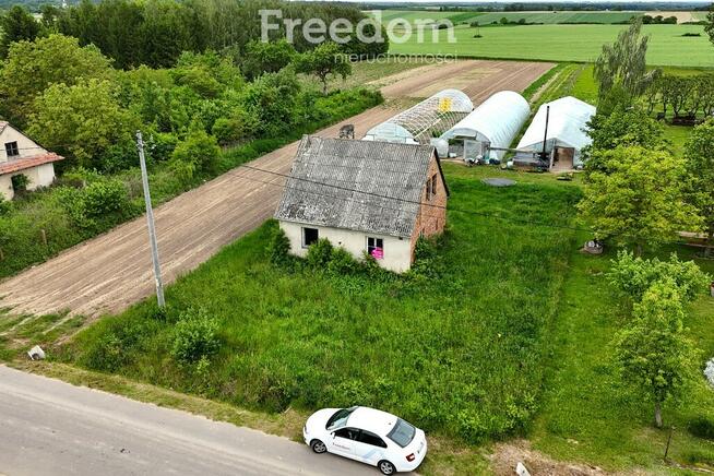Dom 65 m2 do remontu na działce 889 m2