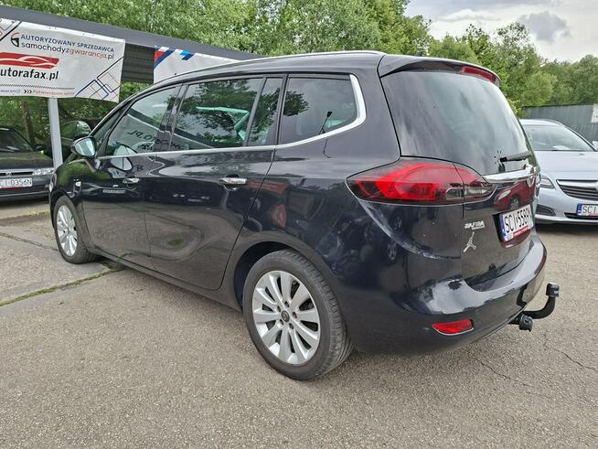 Opel Zafira Klimatronic 2-stref, Nawigacja, PDC 2x, Hak, 2 kpl. kół