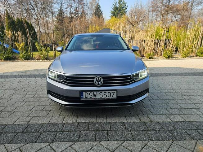Volkswagen Passat 2.0 150 km klimatronik, tempomat, parktronik, navigacja Salon Polska