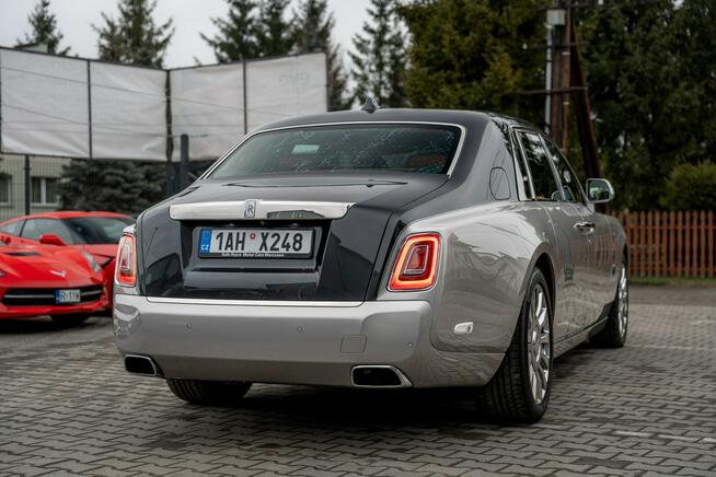 Rolls-Royce Phantom 6.7 V12 TwinTurbo 571KM / BeSpoke / Ikona / Jedyny w PL / Bezwypadkowy
