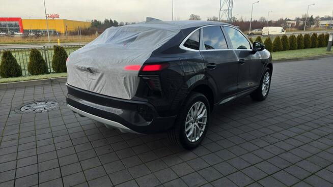 Audi Q3 e-hybrid 272 KM S tronic JASNA TAPICERKA