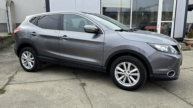 Nissan Qashqai panoramiczny dach, kamera cofania, czujniki parkowania, asystent lini