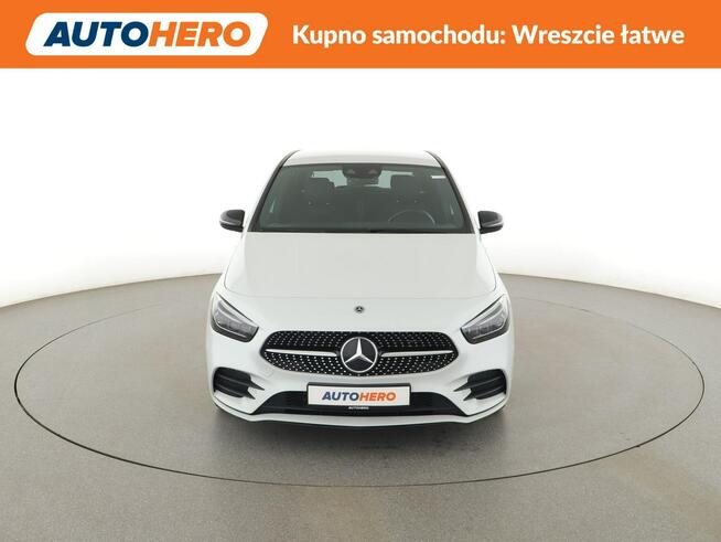Mercedes B 250 PHEV automat full LED skóra/alcantara kamera i czujniki parkowania grz