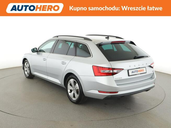 Škoda Superb full led automat fv23 niski przebieg navi kamera pdc