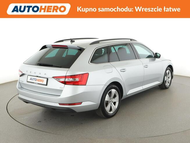 Škoda Superb full led automat fv23 niski przebieg navi kamera pdc