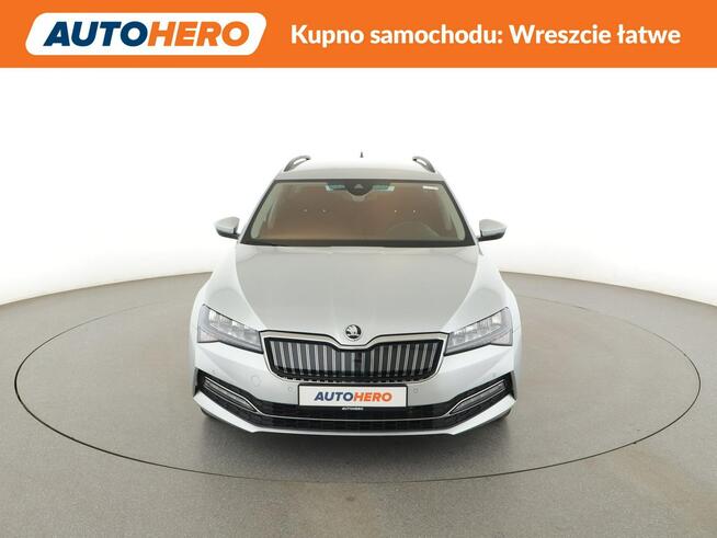 Škoda Superb full led automat fv23 niski przebieg navi kamera pdc