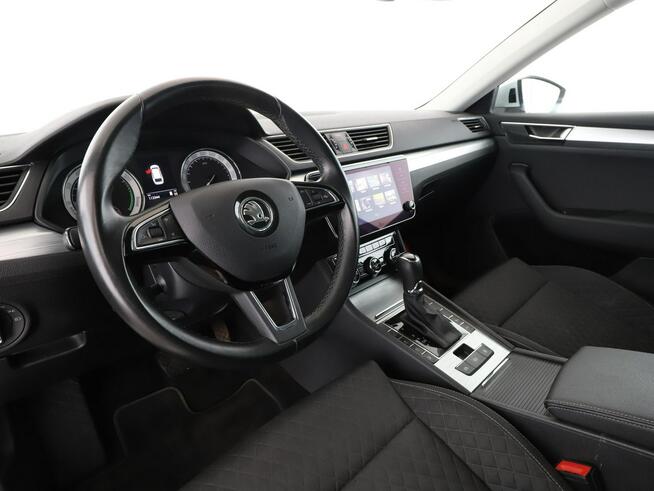 Škoda Superb full led automat fv23 niski przebieg navi kamera pdc