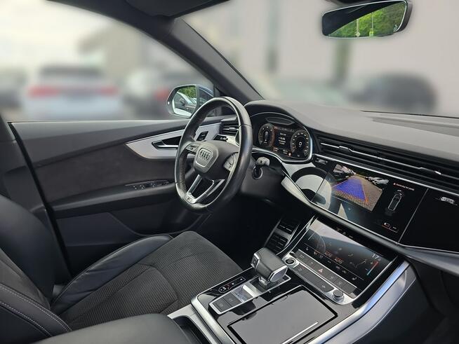 Audi Q8 LED_Pneumatyka_Alcantara_ACC_S line_Asystenci_SoundSystem_PamięćFotela