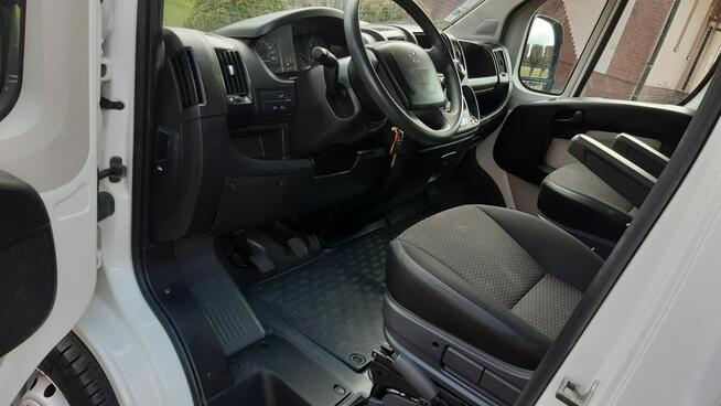 Peugeot Boxer 2.0 Blue-HDi o mocy 110 KM L2H2 6-osób