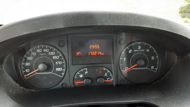Peugeot Boxer 2.0 Blue-HDi o mocy 110 KM L2H2 6-osób