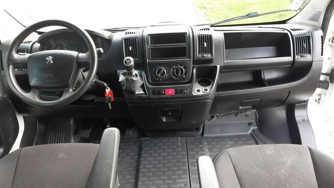 Peugeot Boxer 2.0 Blue-HDi o mocy 110 KM L2H2 6-osób