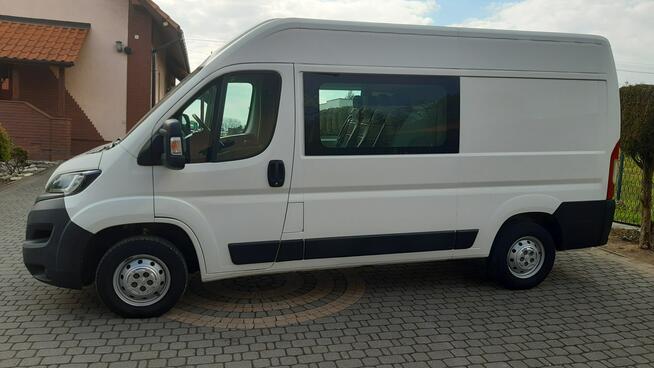 Peugeot Boxer 2.0 Blue-HDi o mocy 110 KM L2H2 6-osób