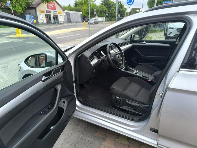 Volkswagen Passat 2.0TDI 150KM Klimatronic Navi Full LED