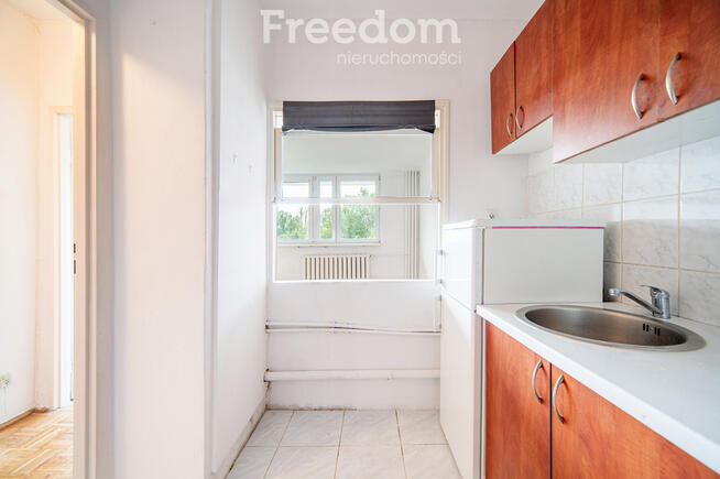 32,5 m2 z osobną kuchnią i dużym balkonem | metro