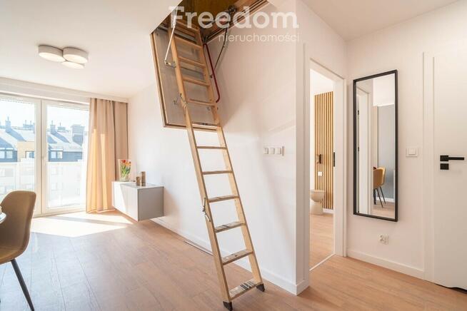 2 POKOJE 39,16 m² + PODDASZE OK. 20 m² + GARAŻ