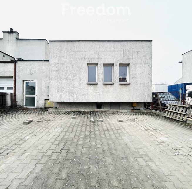 Na sprzedaż obiekt przemysłowo- usługowy w Pile.