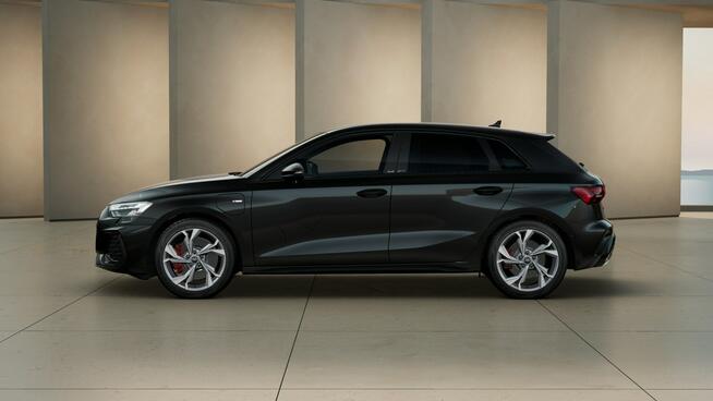 272KM_LeasingOd103%_Matrix_Kamera360_Virtual_CarPlay_Asystenci_FV23%