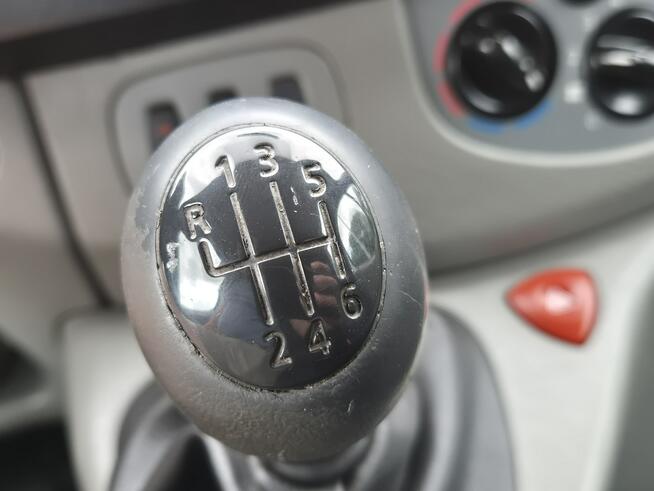 Renault Trafic Long Brygadówka Bezwypadkowy I Właściciel Serwis do Końca