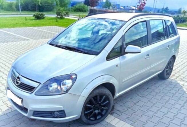 Opel Zafira 1.6 benz . 2005rok 4500ZŁ