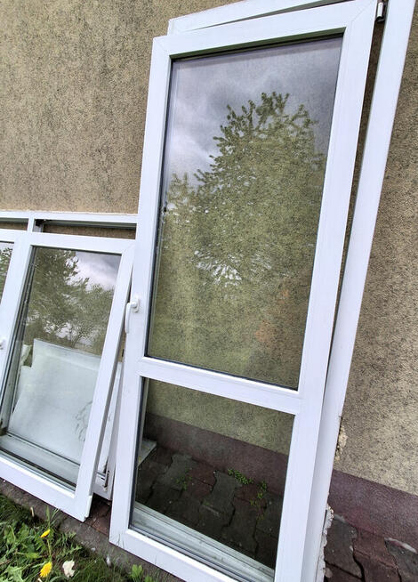 Okna Oknoplast z rozbiórki żaluzje różne wymiary stan bardzo