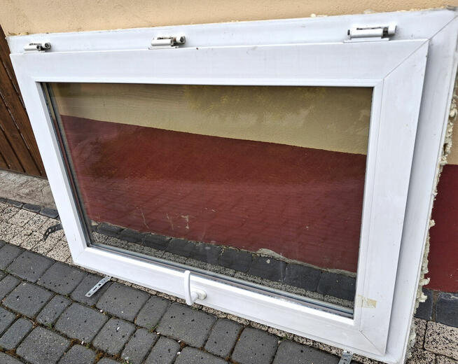Okna Oknoplast z rozbiórki żaluzje różne wymiary stan bardzo