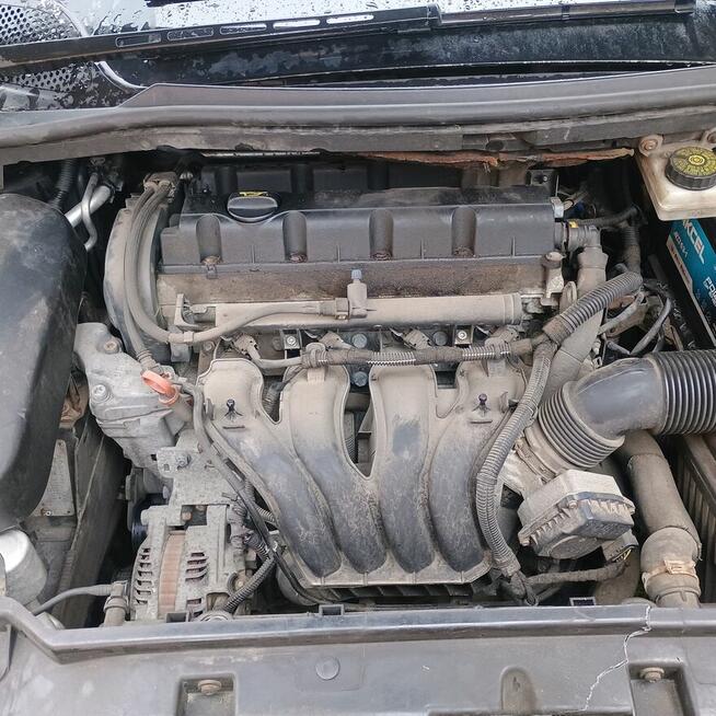 Citroen C4 2.0 benzyna Caly na Czesci kod lak EXL