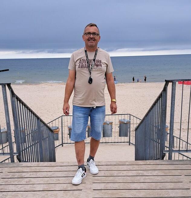 Wolny wdowiec pozna kobietę