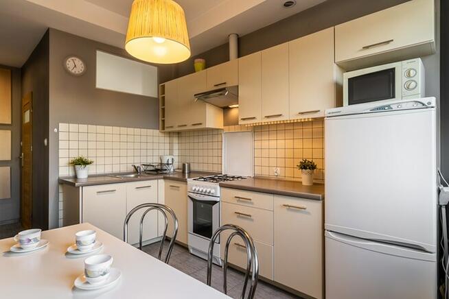 2 pokoje z balkonem w Centrum, Kopcińskiego 37