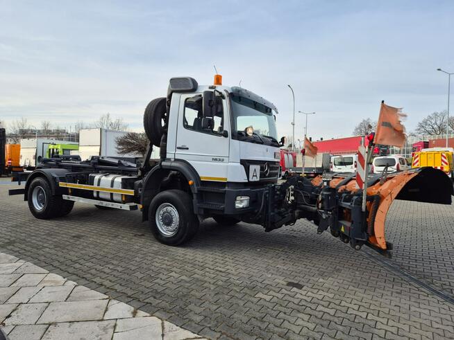 Mercedes-Benz Axor 18.33 4X4 / HAKOWIEC / PŁUG ŚNIEŻNY