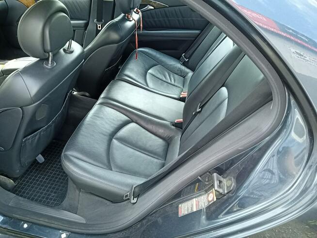 Mercedes E 320