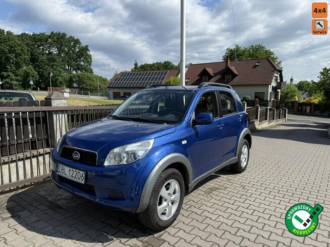 Daihatsu Terios 1,5 benzyna 4x4 klima świeżo zarejestrowany
