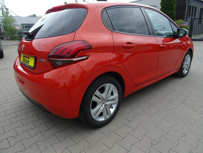 Peugeot 208 1.2 82KM Style, krajowy, niski udokumentowany przebieg.
