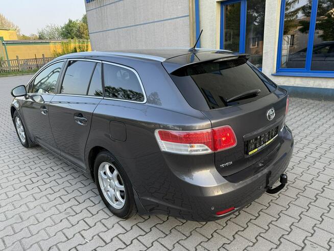Toyota Avensis 2.0B 2011r Climatronic Automat Alufelgi Serwis Hak!