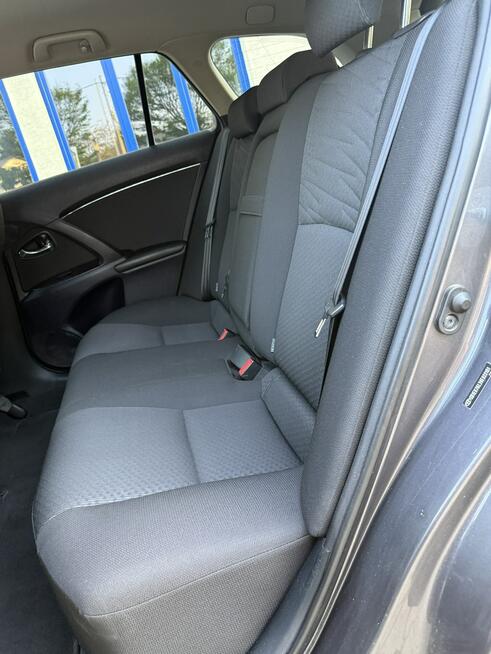 Toyota Avensis 2.0B 2011r Climatronic Automat Alufelgi Serwis Hak!