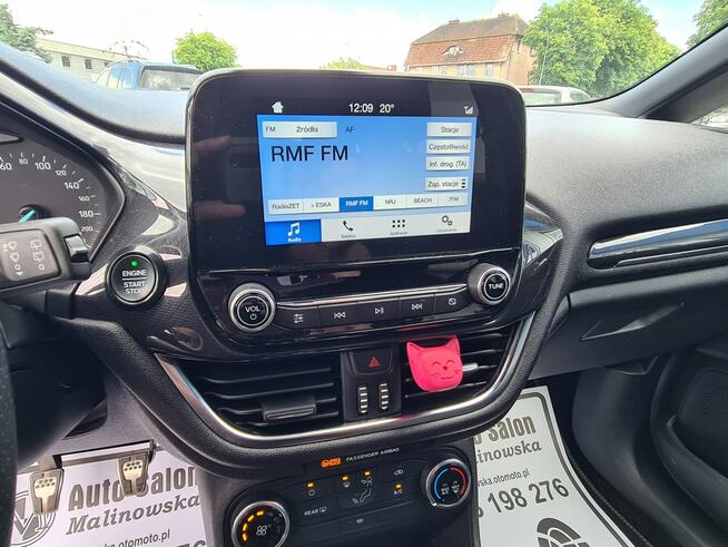 Ford Fiesta ST-Line Navi PDC Kamera Led Klimatyzacja Asystent Pasa Sensory Alu