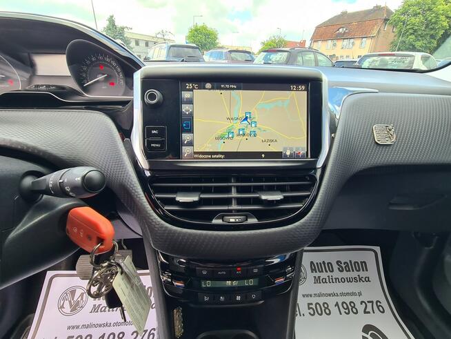 Peugeot 2008 Navi PDC Klimatronik Led Grip Control Tempomat Halogeny Komputer Alu