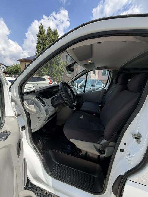 Opel Vivaro 2,0 benzyna 115 9 osobowy klima.