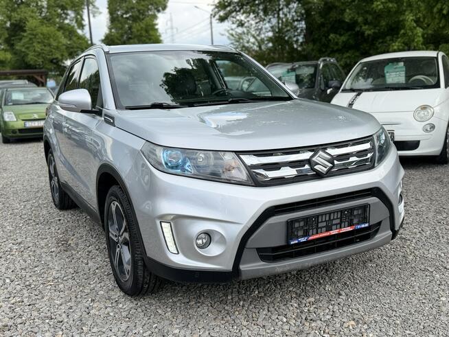 Suzuki Vitara 1,6 i4X4. allgrip skora radar kamera LED